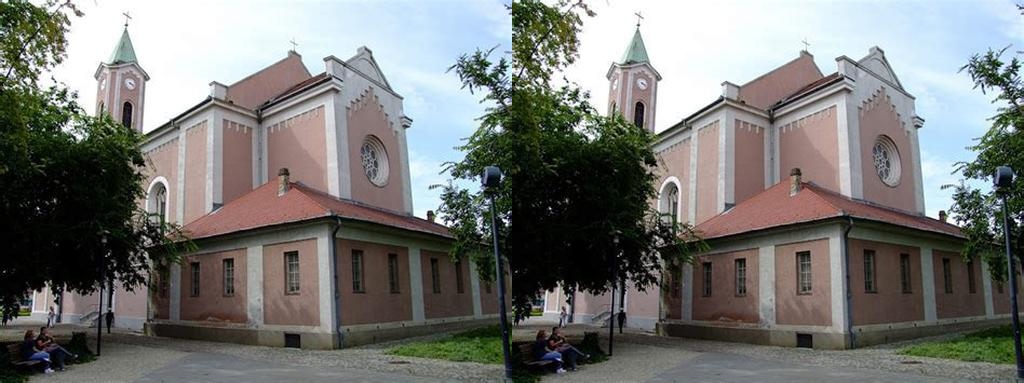 Kisboldogasszony-templom (Iglesia de la Natividad de la Santísima Virgen María)